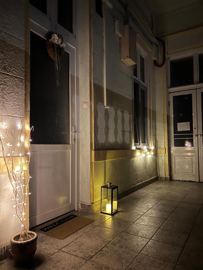 Ricky Apartment Budapest Luaran gambar