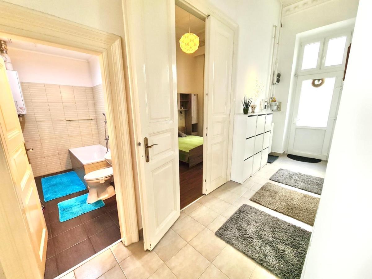 Ricky Apartment Budapest Luaran gambar