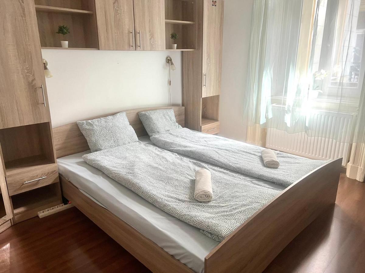 Ricky Apartment Budapest Luaran gambar